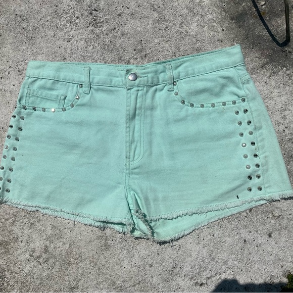 Mint Green Cutoff Shorts - Picture 4 of 7
